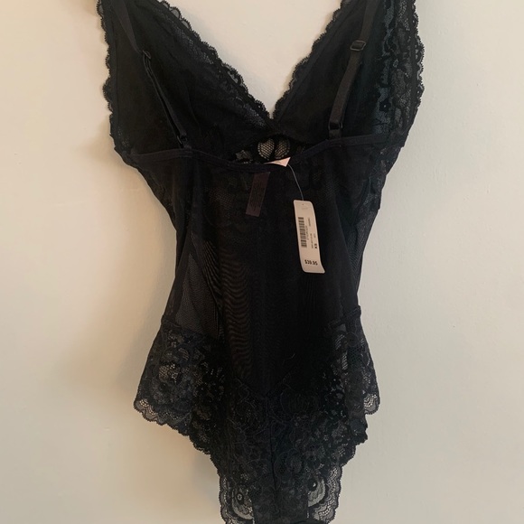 Lace Bodysuit NWT - Picture 2 of 4